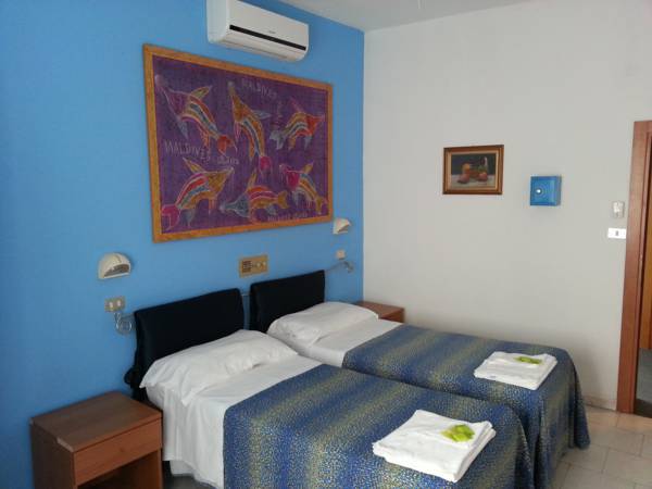 Hotel Costa D'Oro Римини Экстерьер фото